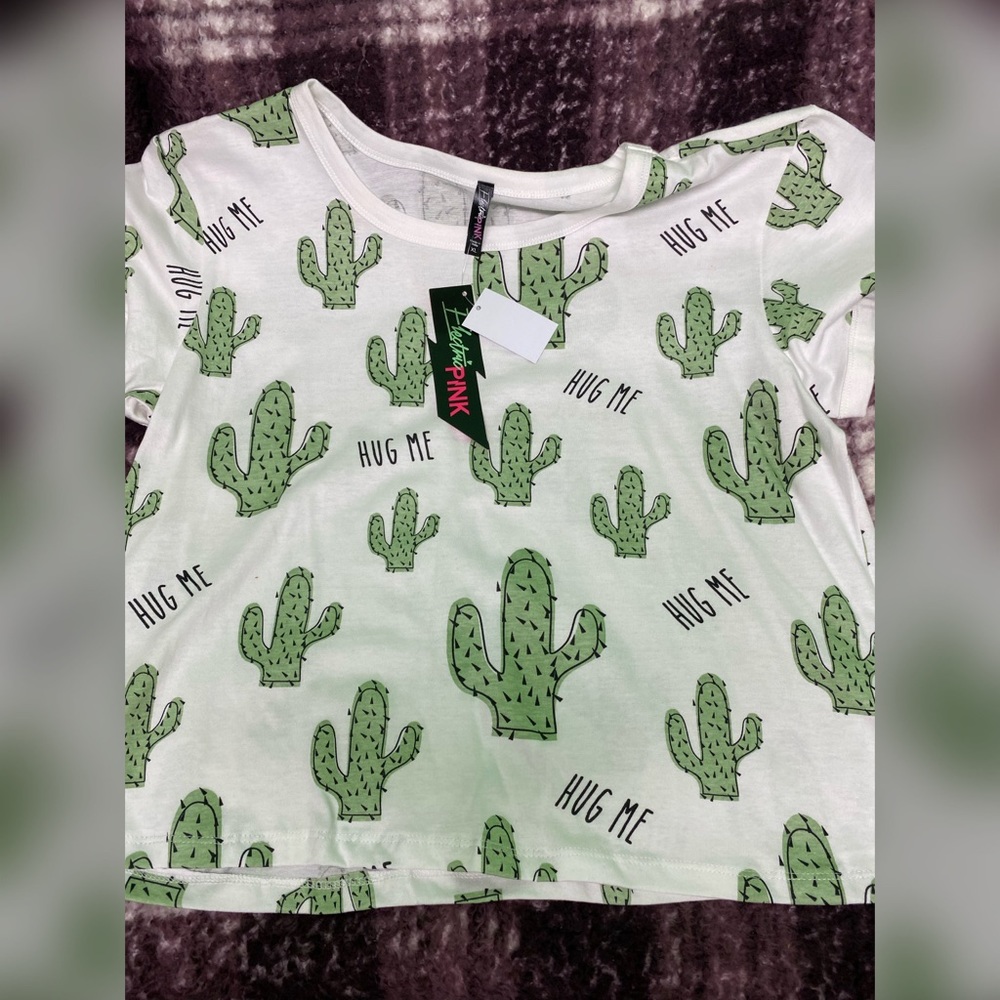 ‘Hug Me’ Cactus Crop Top